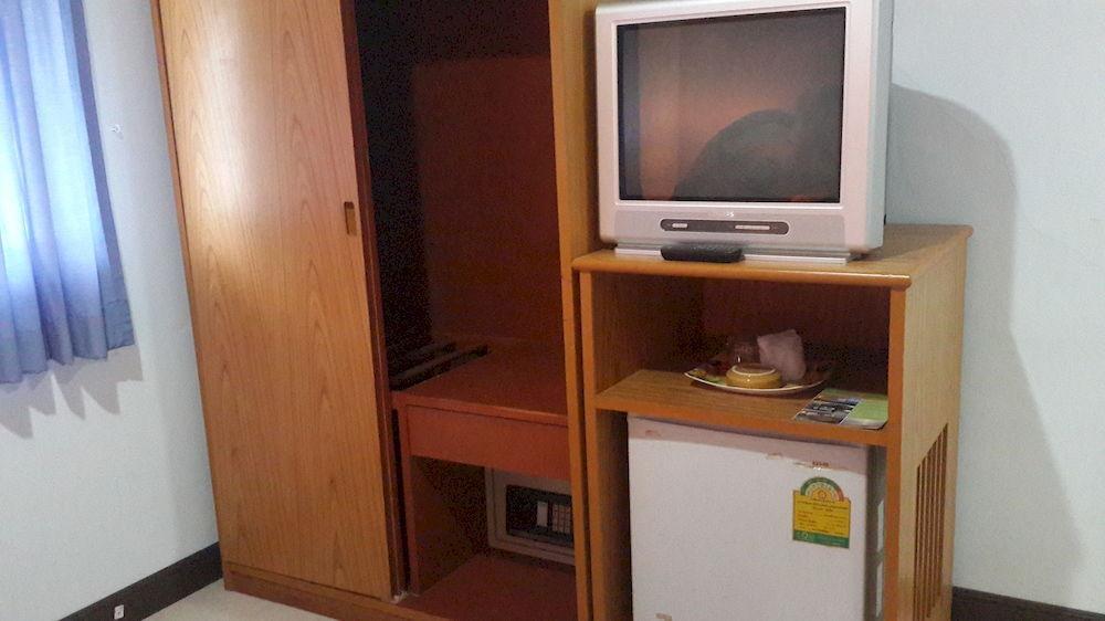 Silla Patong Hostel Kültér fotó