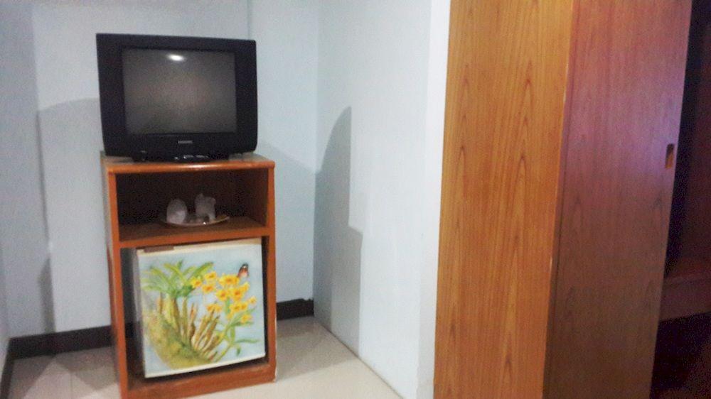 Silla Patong Hostel Kültér fotó