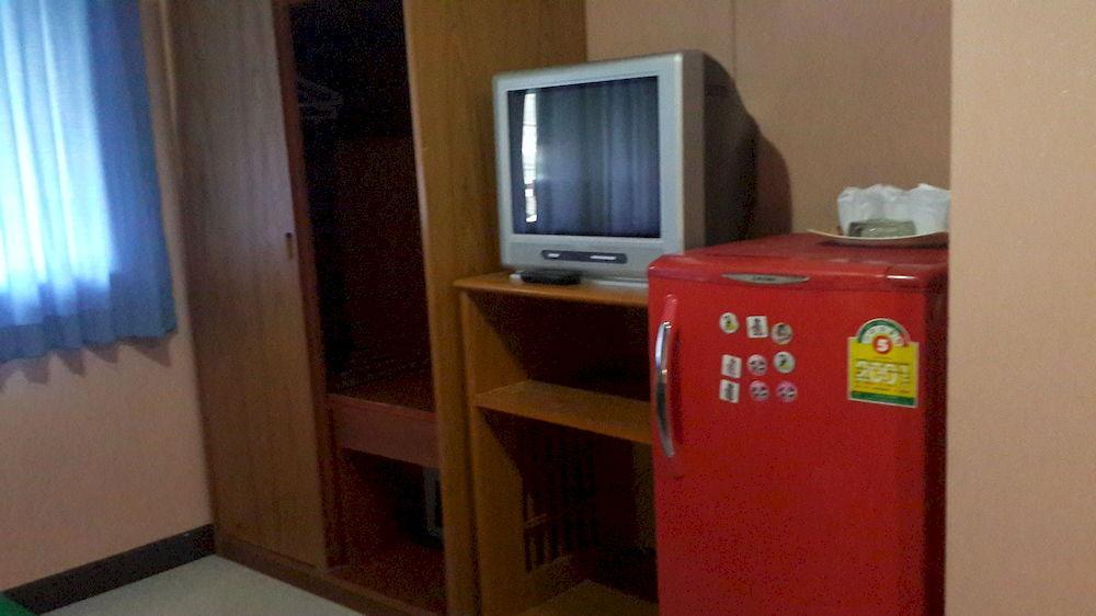 Silla Patong Hostel Kültér fotó