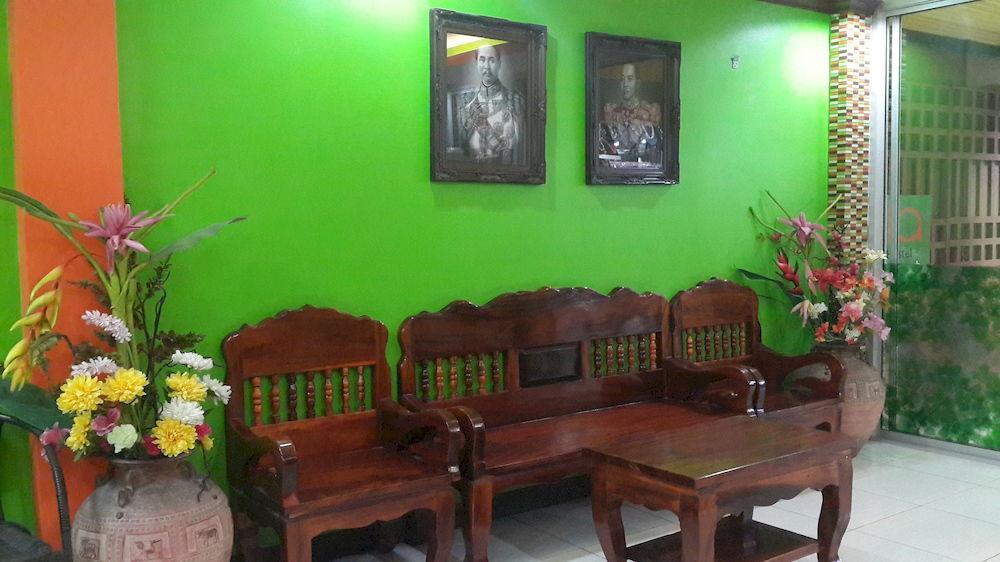 Silla Patong Hostel Kültér fotó