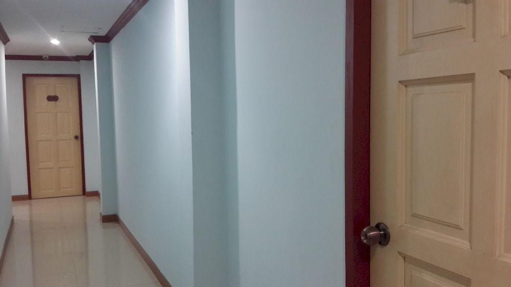 Silla Patong Hostel Kültér fotó