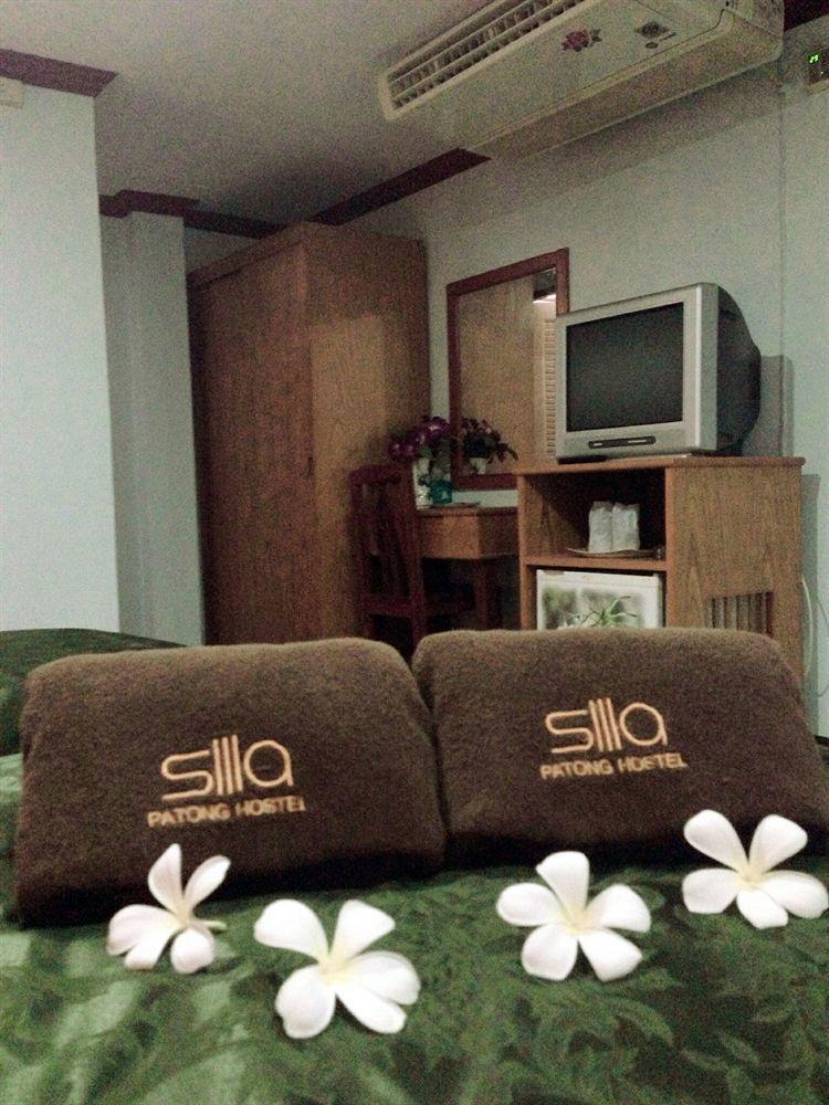 Silla Patong Hostel Kültér fotó