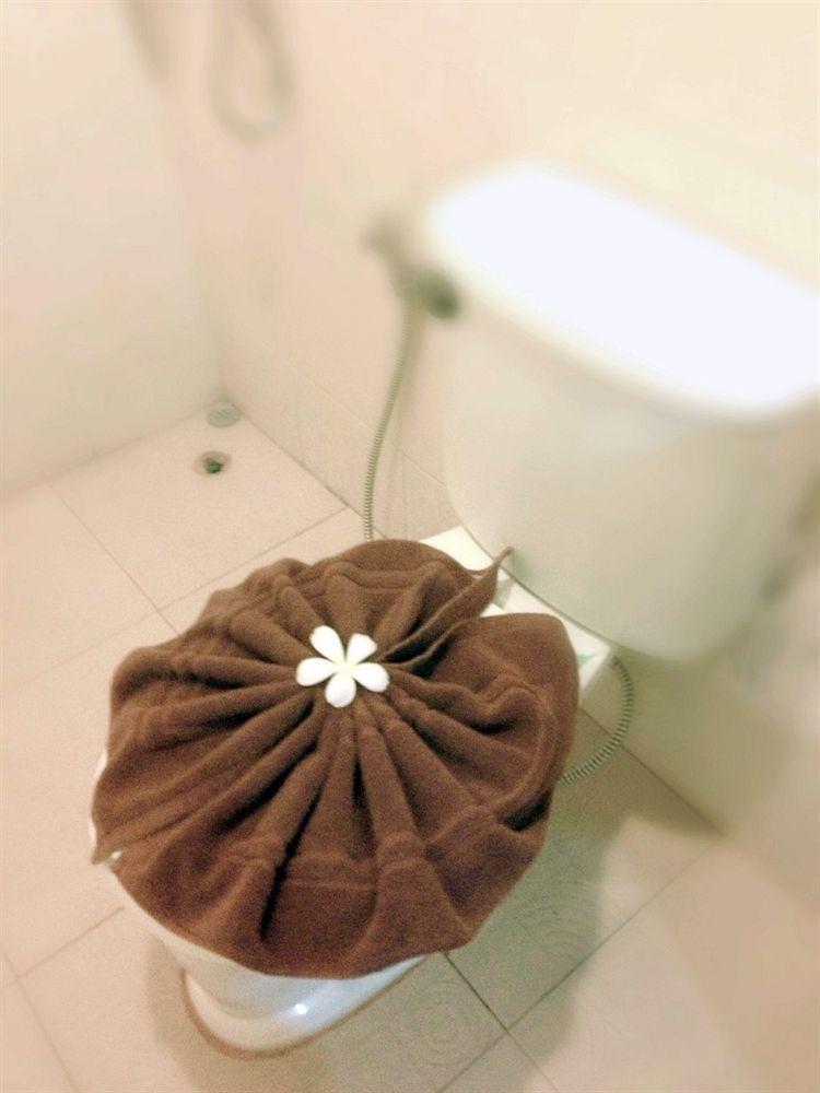 Silla Patong Hostel Kültér fotó