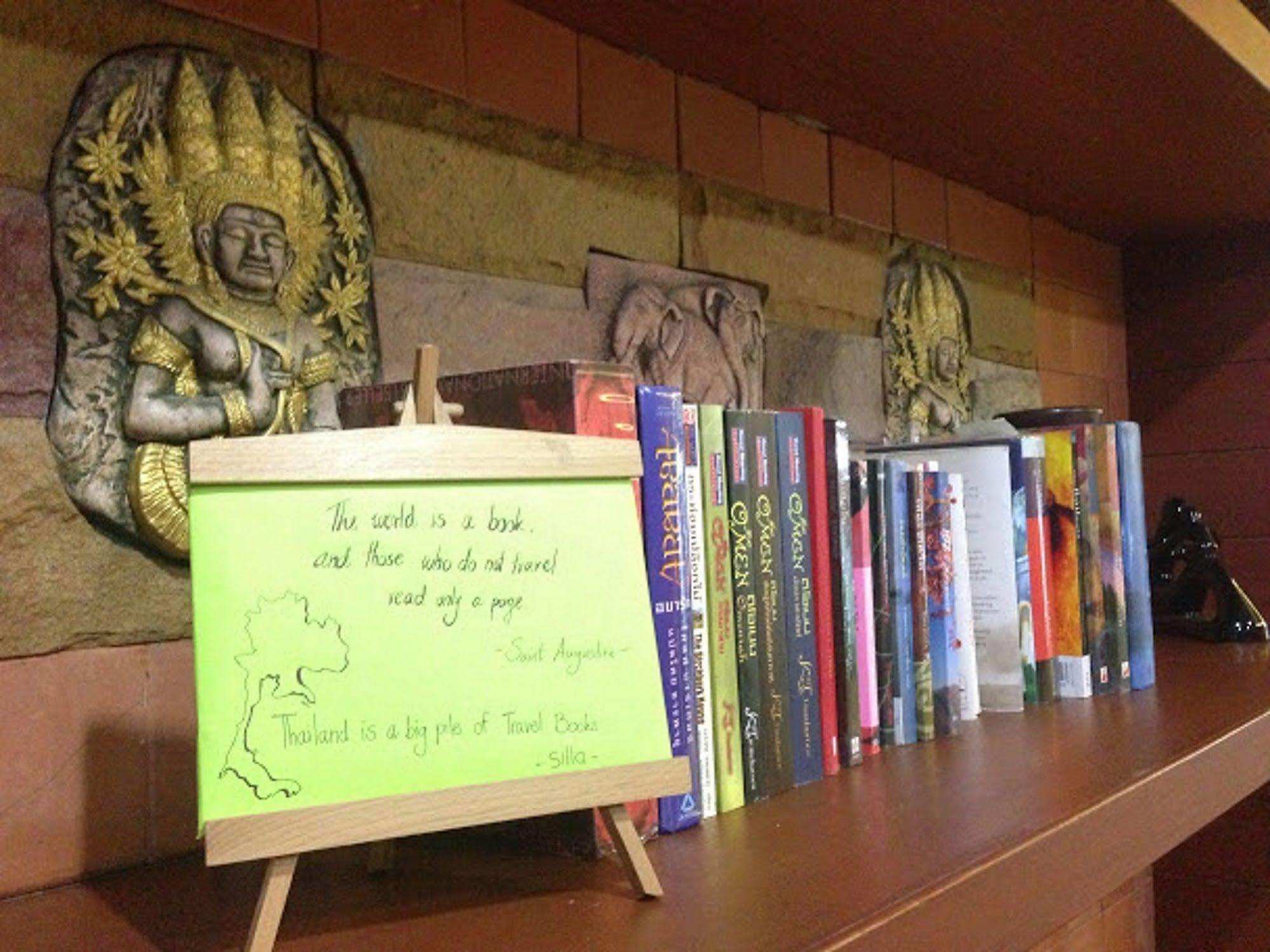 Silla Patong Hostel Kültér fotó